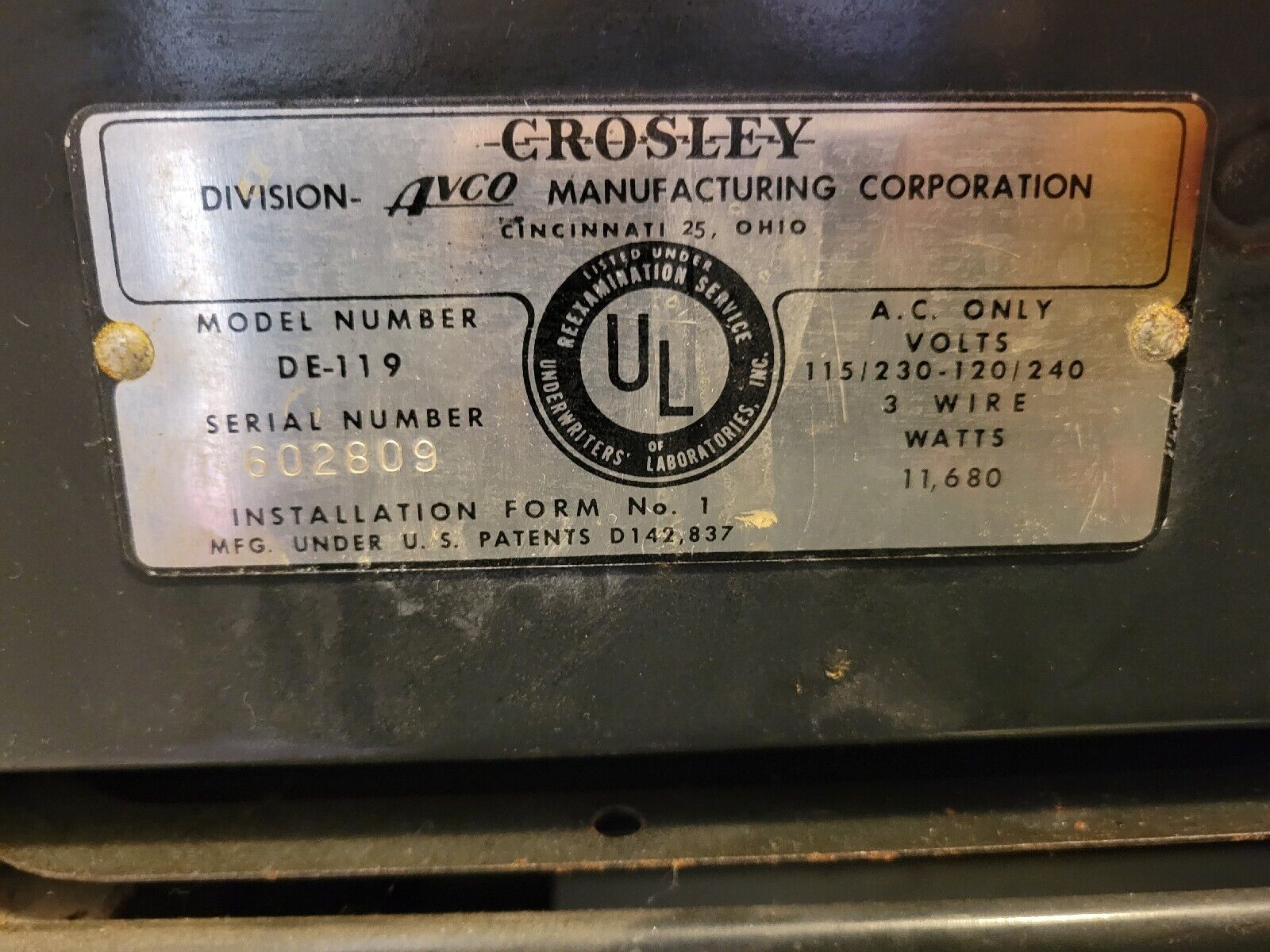 Nameplate for a 50 amp electric stove from 1949 on sale at eBay. (Credit: hippiecowboyvintage)